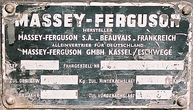Massey Ferguson 152